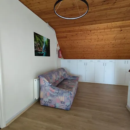 Havasi Vendeghaz Apartment Gyenesdias