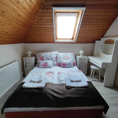 Havasi Vendeghaz Apartment