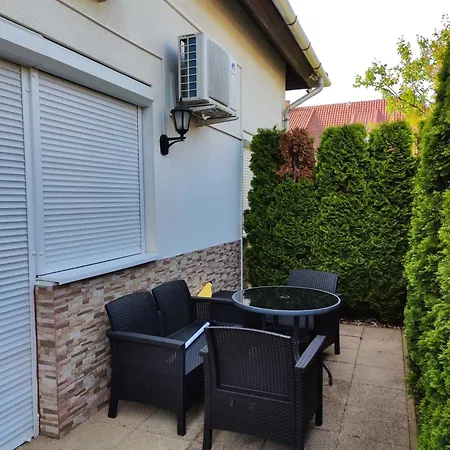 Havasi Vendeghaz Apartmán Gyenesdiás